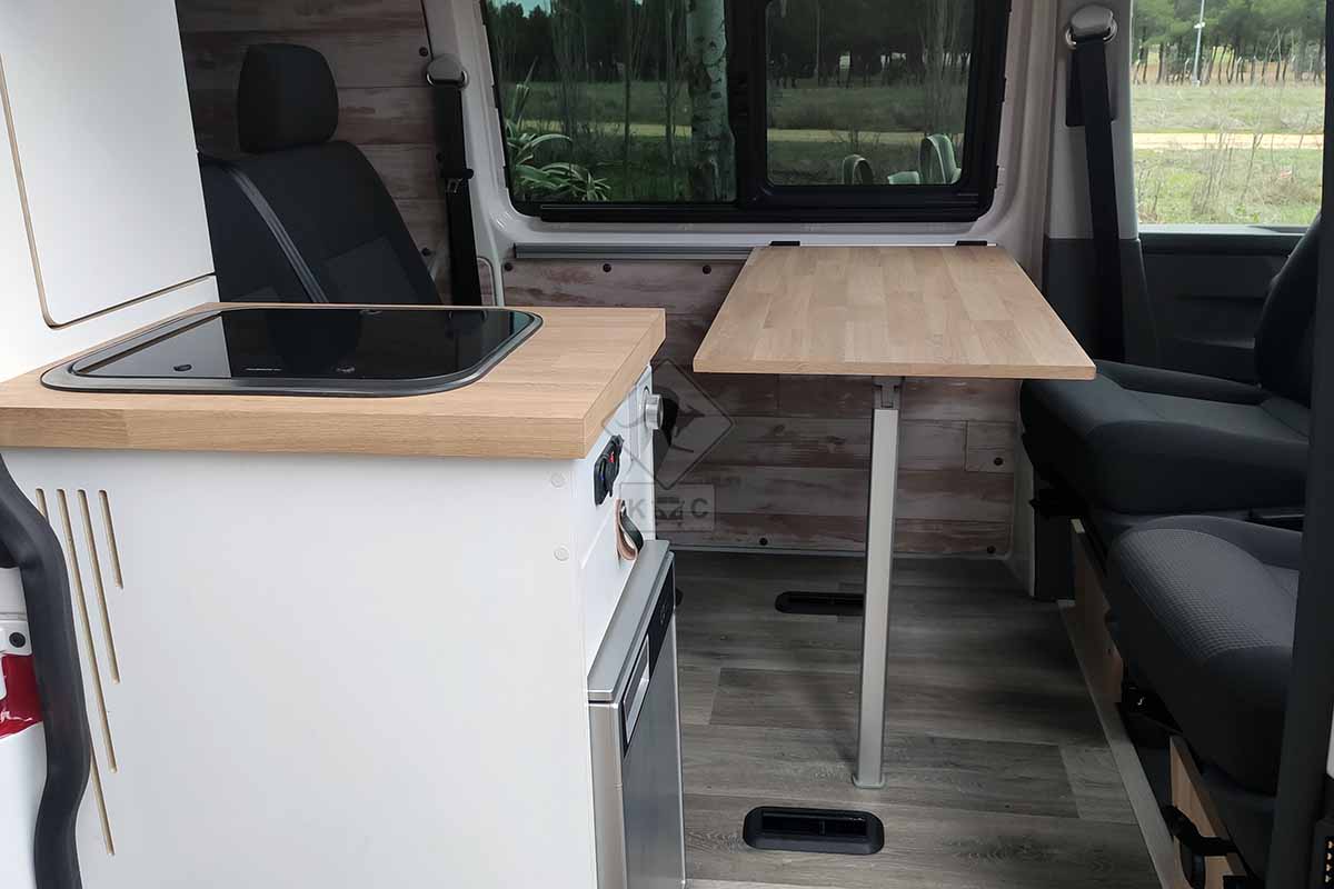 Camper Volkswagen transporter T6 Sydney 2 mueble cocina