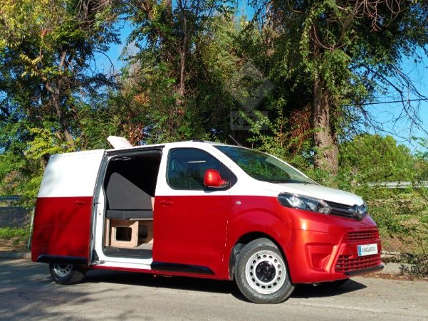 Furgoneta camperizada toyota proace