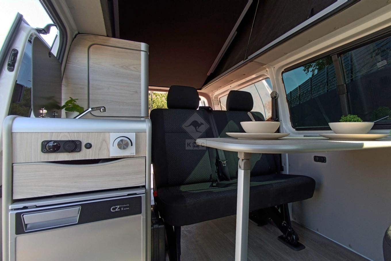 Camper Volkswagen Transporter T6 L2H1 Sydney