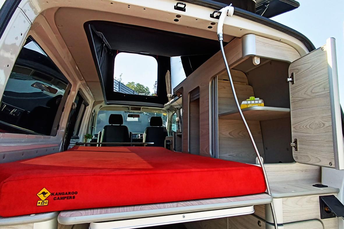 Camper Volkswagen Transporter T6 L2H1 Sydney
