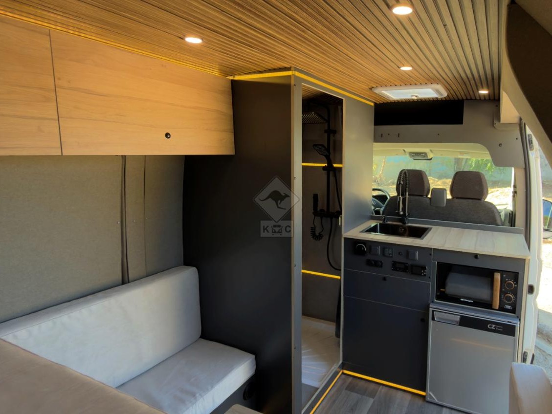 Camperización Opel Movano L3H2 portada interior